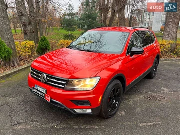 Авто Volkswagen Tiguan 2018 № 8204329