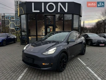 Авто Tesla Model Y 2023 № 8204609