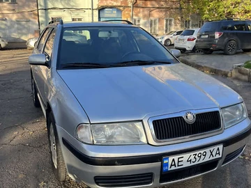 Авто Skoda Octavia 2003 № 8204940