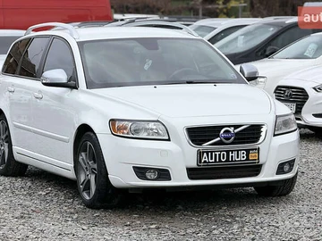 Авто Volvo V50 2011 № 8204963