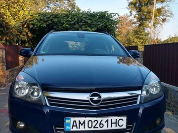 Авто Opel Astra 2010 № 8205090