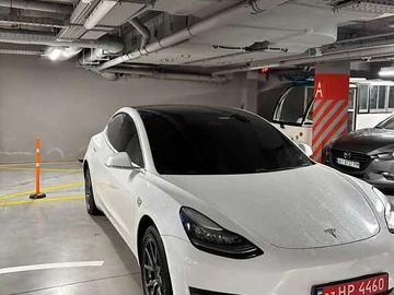 Авто Tesla Model 3 2020 № 8205266