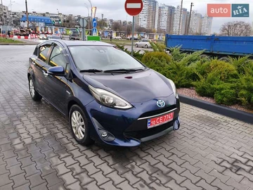 Авто Toyota Aqua 2018 № 8205316