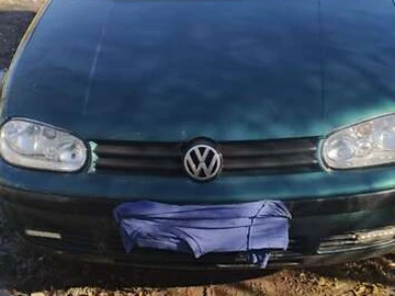 Авто Volkswagen Golf 1999 № 8205325