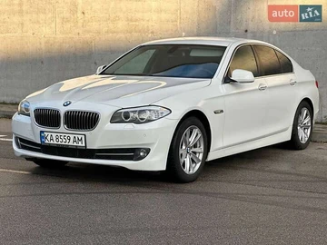 Авто BMW 5 Series 2012 № 8205471