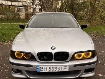 Авто BMW 5 Series 2001 № 8205536