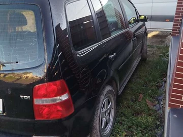 Авто Volkswagen Touran 2006 № 8205548