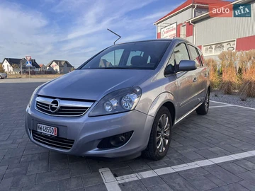 Авто Opel Zafira 2010 № 8205552