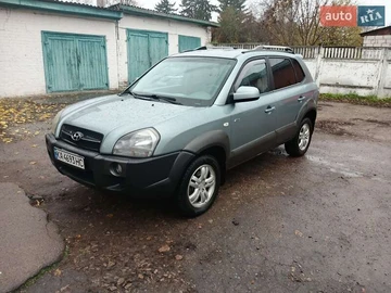 Авто Hyundai Tucson 2005 № 8205615
