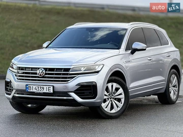 Авто Volkswagen Touareg 2018 № 8205735