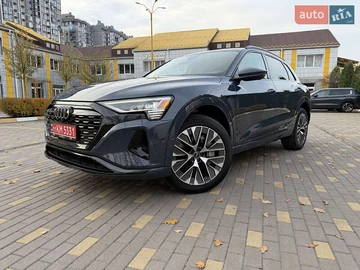 Авто Audi Q8 E-Tron 2023 № 8205740