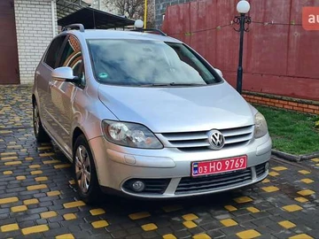 Авто Volkswagen Golf Plus 2008 № 8205935