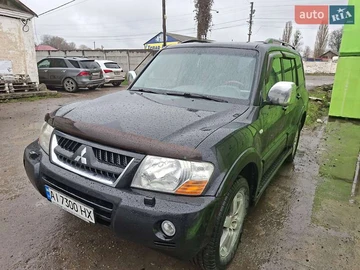 Авто Mitsubishi Pajero Wagon 2005 № 8205941
