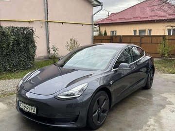 Авто Tesla Model 3 2018 № 8206015