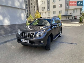 Авто Toyota Land Cruiser 2010 № 8206132