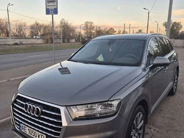 Авто Audi Q7 2017 № 8206221