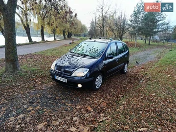 Авто Renault Scenic 2000 № 8206248