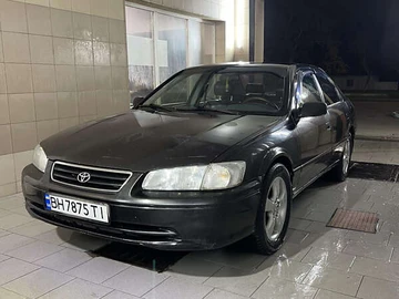 Авто Toyota Camry 2000 № 8206261