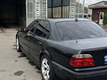 Авто BMW 7 Series 2000 № 8206309