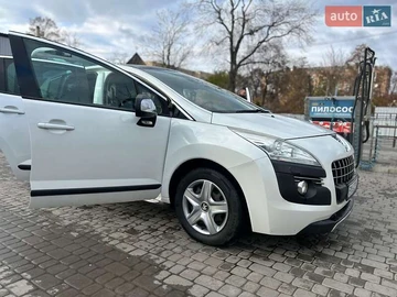 Авто Peugeot 3008 2011 № 8206478