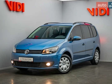 Авто Volkswagen Touran 2012 № 8206501