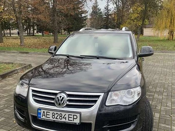 Авто Volkswagen Touareg 2010 № 8206553