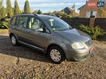 Авто Volkswagen Touran 2006 № 8206936