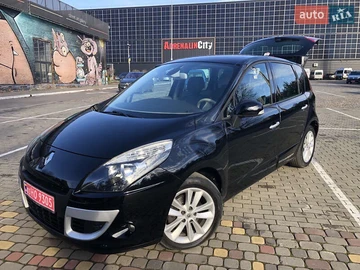 Авто Renault Scenic 2011 № 8207104