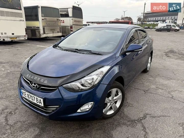 Авто Hyundai Elantra 2012 № 8207117
