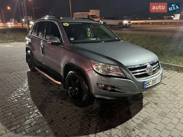 Авто Volkswagen Tiguan 2010 № 8207164