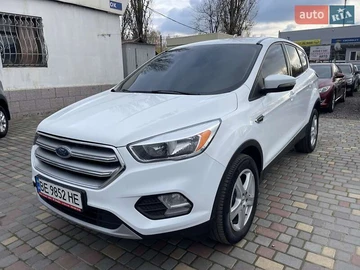 Авто Ford Kuga 2016 № 8207177