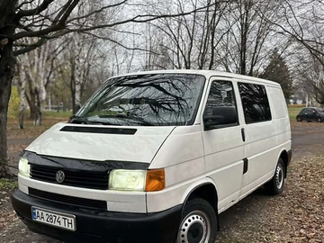 Авто Volkswagen Transporter 2000 № 8207774