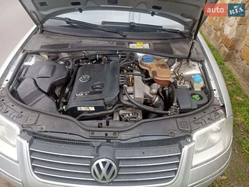 Авто Volkswagen Passat 2004 № 8207793