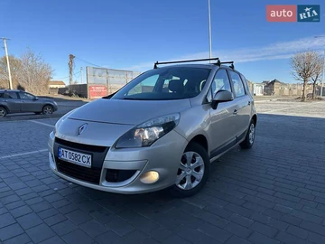 Авто Renault Scenic 2009 № 8207809