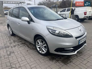 Авто Renault Grand Scenic 2013 № 8207956