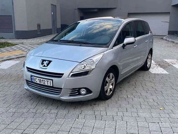 Авто Peugeot 5008 2011 № 8207962