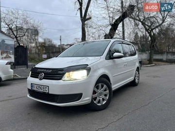 Авто Volkswagen Touran 2012 № 8207985