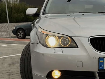 Авто BMW 5 Series 2004 № 8207990