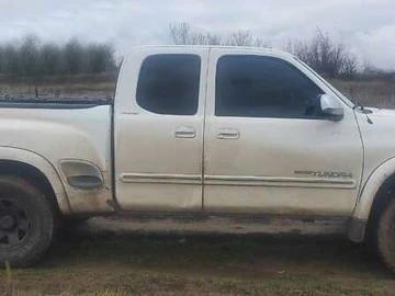 Авто Toyota Tundra 2004 № 8208099
