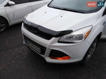 Авто Ford Escape 2015 № 8208104