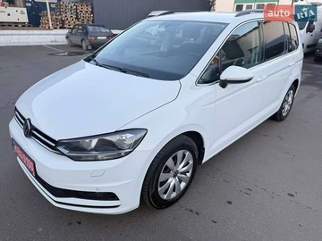 Авто Volkswagen Touran 2021 № 8208272