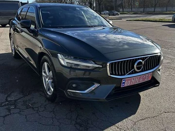 Авто Volvo V60 2019 № 8208368