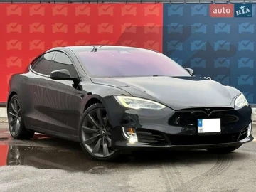 Авто Tesla Model S 2019 № 8208395