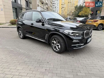 Авто BMW X5 2019 № 8208422
