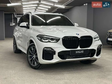 Авто BMW X5 2018 № 8208423