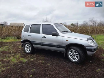 Авто Chevrolet Niva 2006 № 8208626