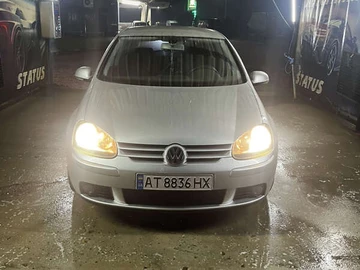 Авто Volkswagen Golf 2004 № 8208634