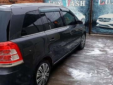 Авто Opel Zafira 2009 № 8208777