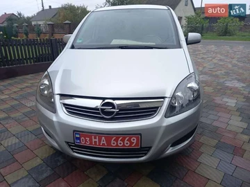 Авто Opel Zafira 2010 № 8208790