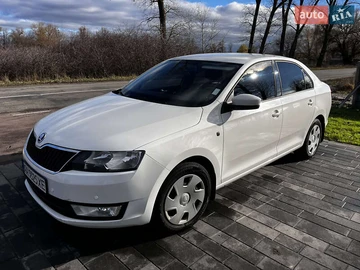 Авто Skoda Rapid 2015 № 8209003
